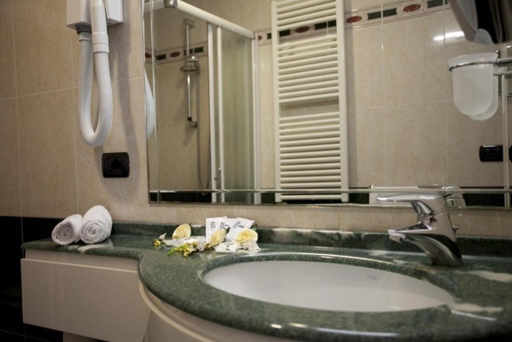רימיני Hotel Palm Beach B&B Sea View חדר תמונה