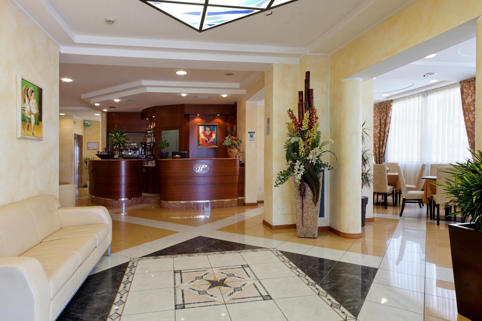 רימיני Hotel Palm Beach B&B Sea View מראה חיצוני תמונה