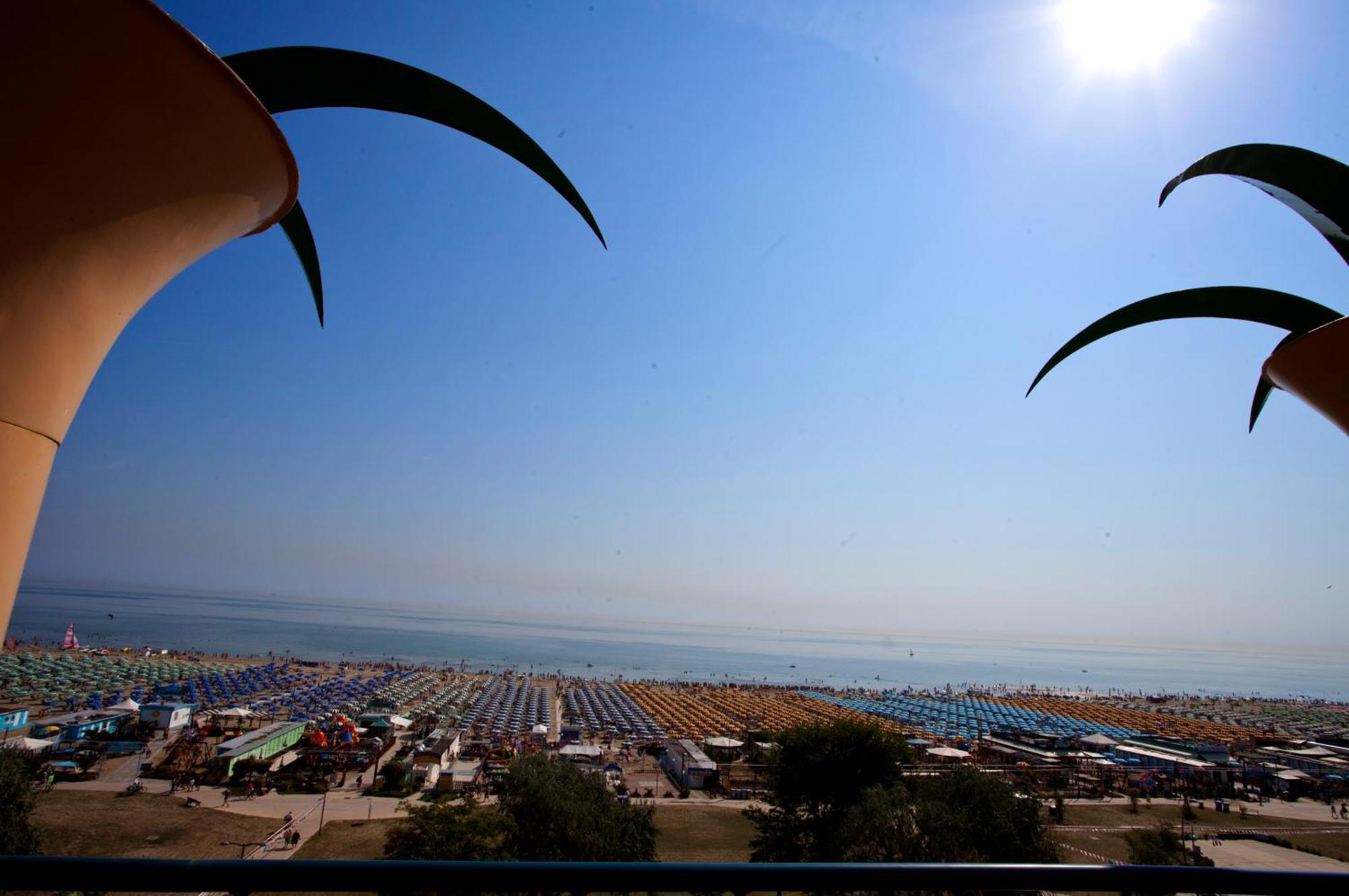 רימיני Hotel Palm Beach B&B Sea View מראה חיצוני תמונה